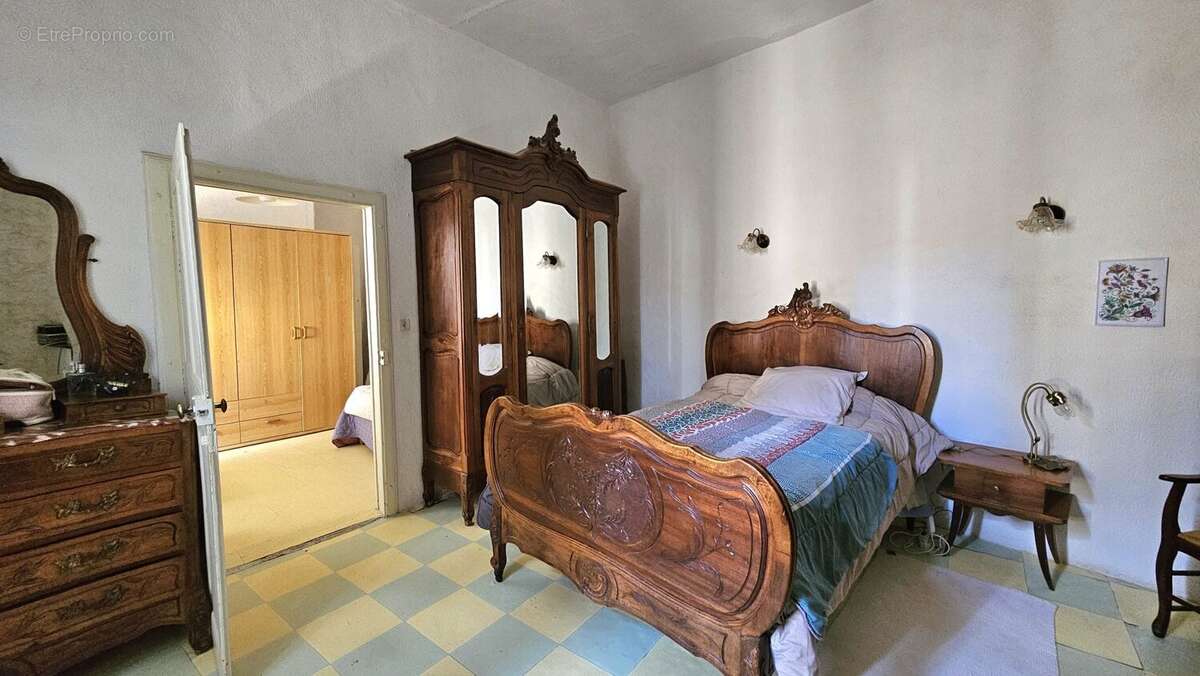 Maison à MONTPEZAT