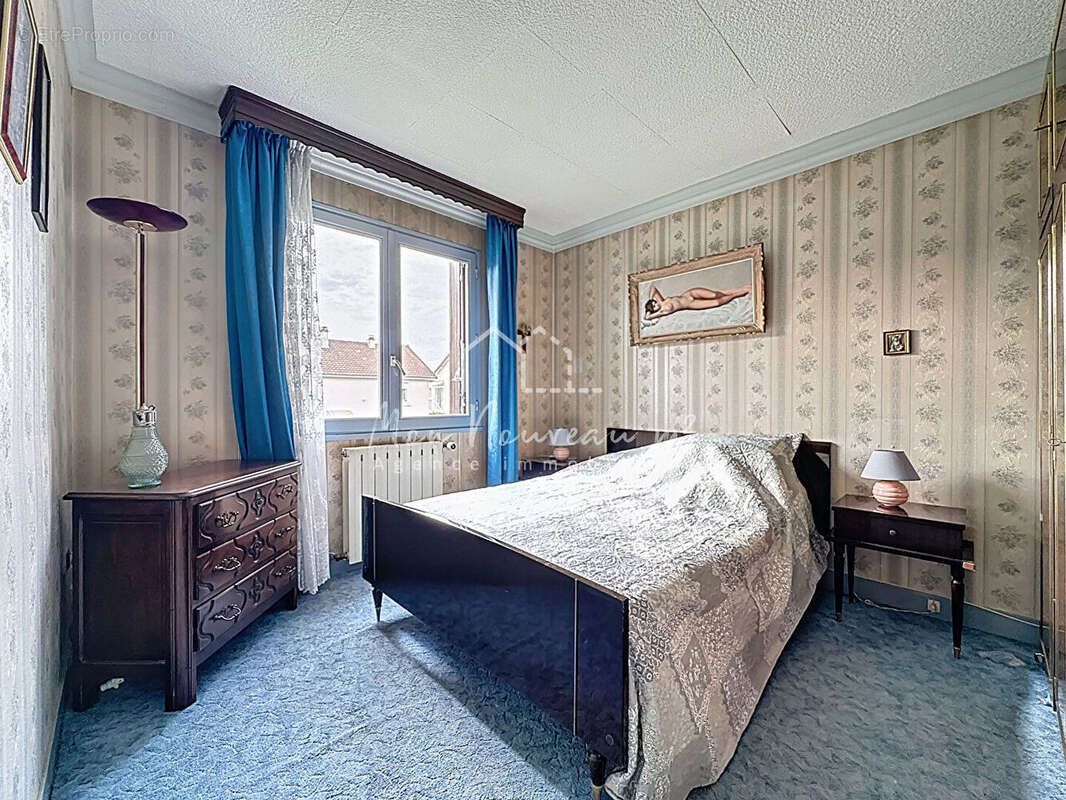 Maison à ROISSY-EN-BRIE