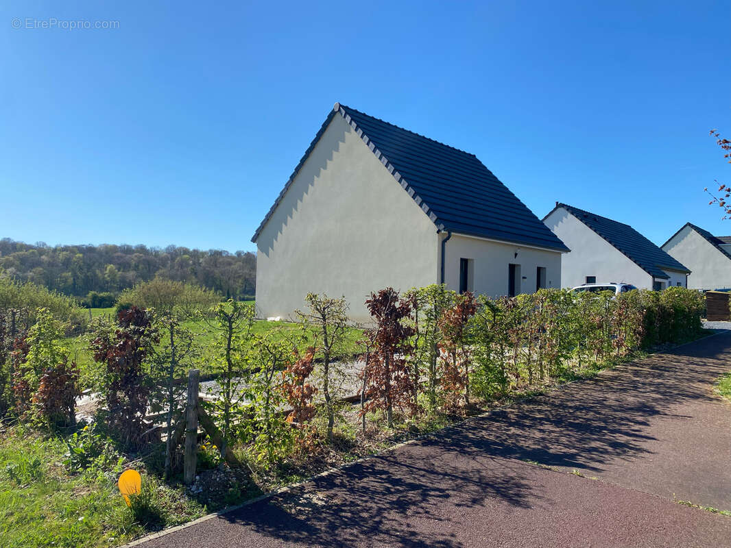 Maison à POIX-DE-PICARDIE
