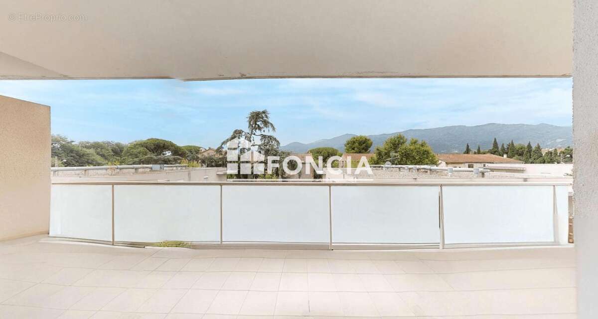 Rgeles-sur-mer – t3 – terrasse 20 m² – parking privatif – résidence récente – vue albères - photo 4