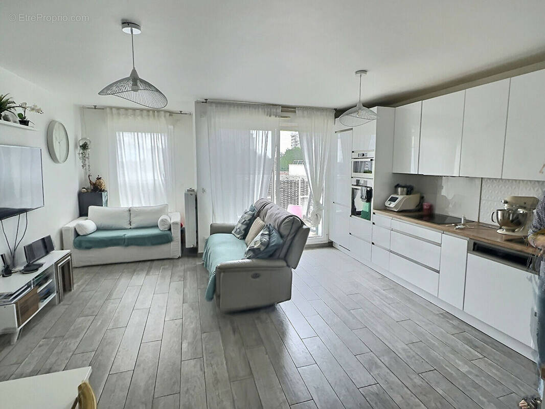 Appartement à IVRY-SUR-SEINE