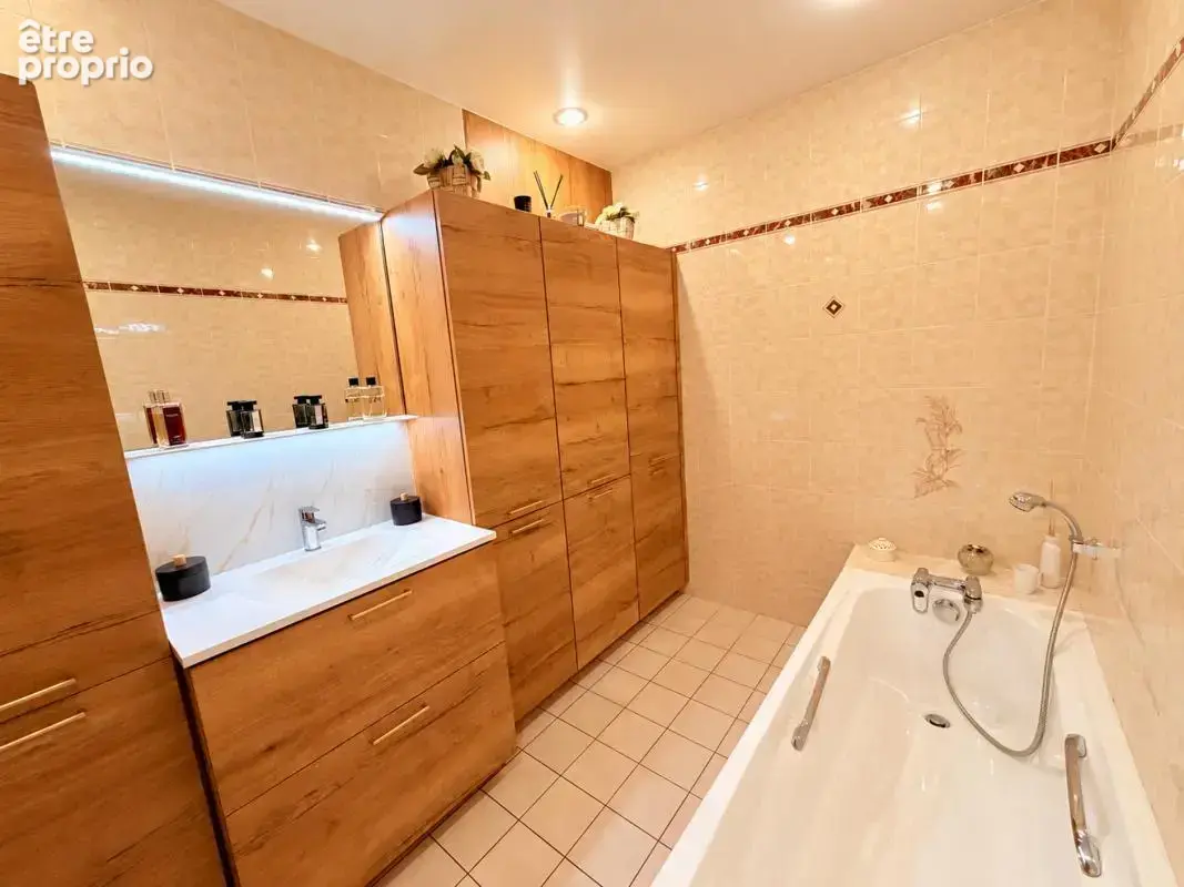 Maison 6 pièces 122 m² à vendre à Le Taillan-Medoc (33320) - photo 14