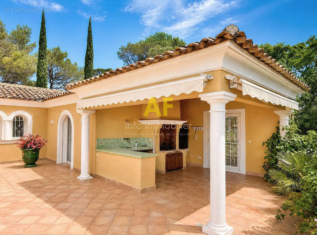Maison à SAINT-RAPHAEL