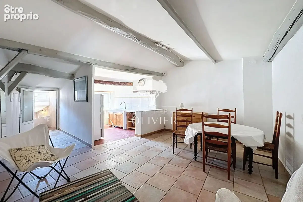 Maison 4 pièces 136 m² à vendre à Apt (84400) - photo 1