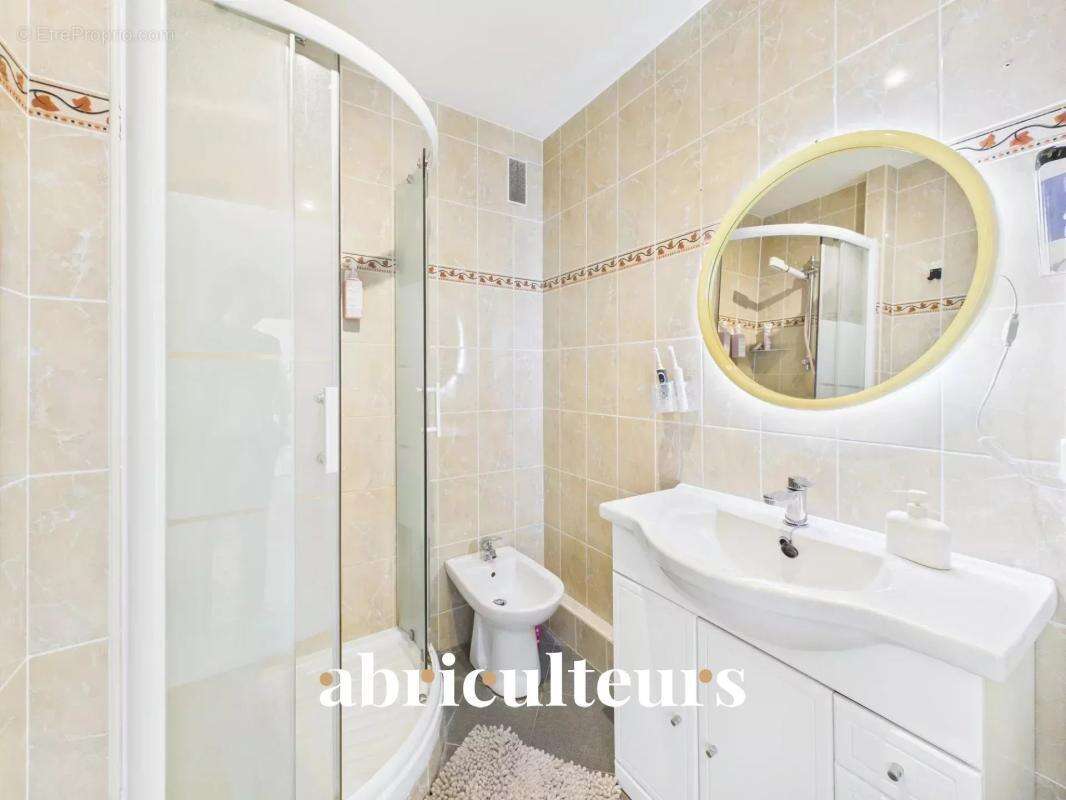 Appartement à NOGENT-SUR-MARNE