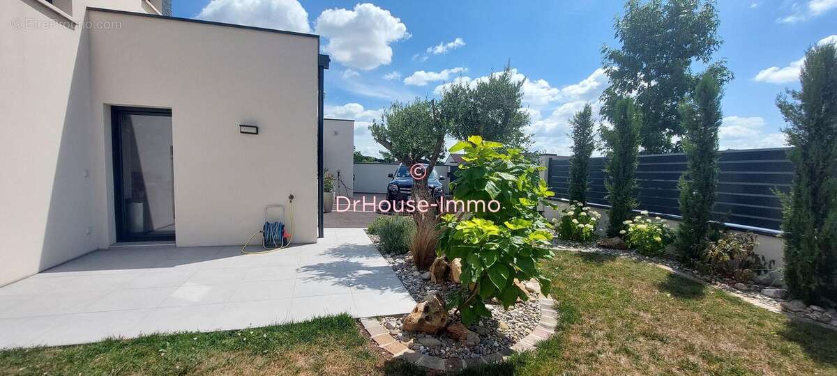 Maison à BREVIANDES