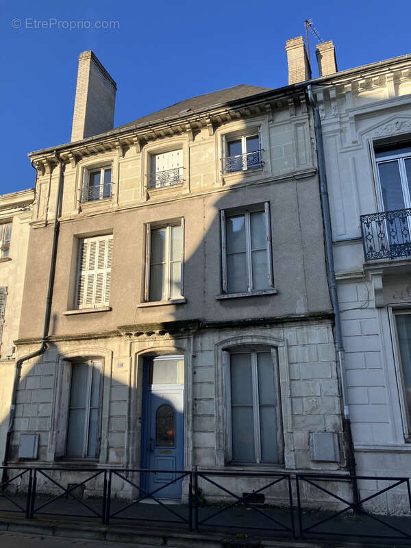 Maison à CHATELLERAULT