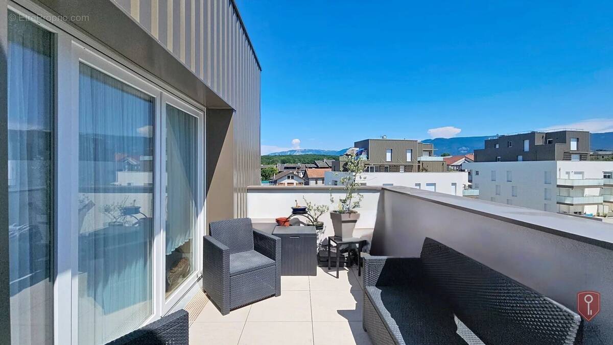 Appartement à VIRY