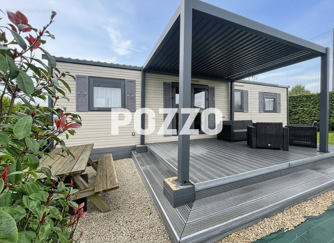 Maison à SAINT-PAIR-SUR-MER