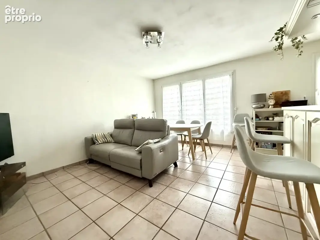 Appartement 4 pièces 83 m² à vendre à Epernay (51200) - photo 4