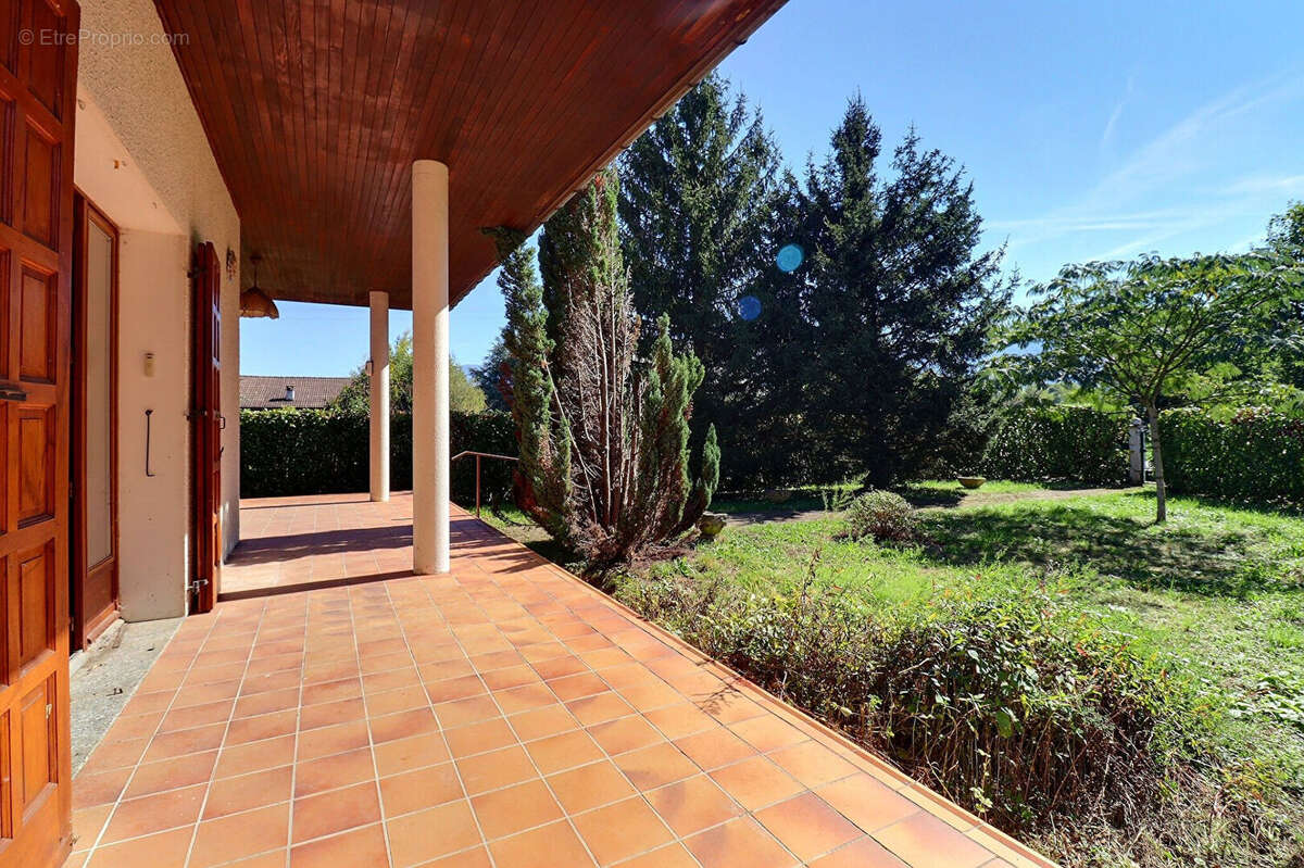 Maison à CHAPAREILLAN