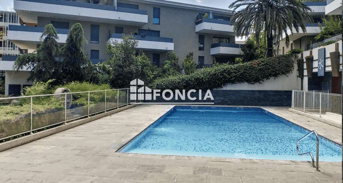 Appartement à JUVIGNAC