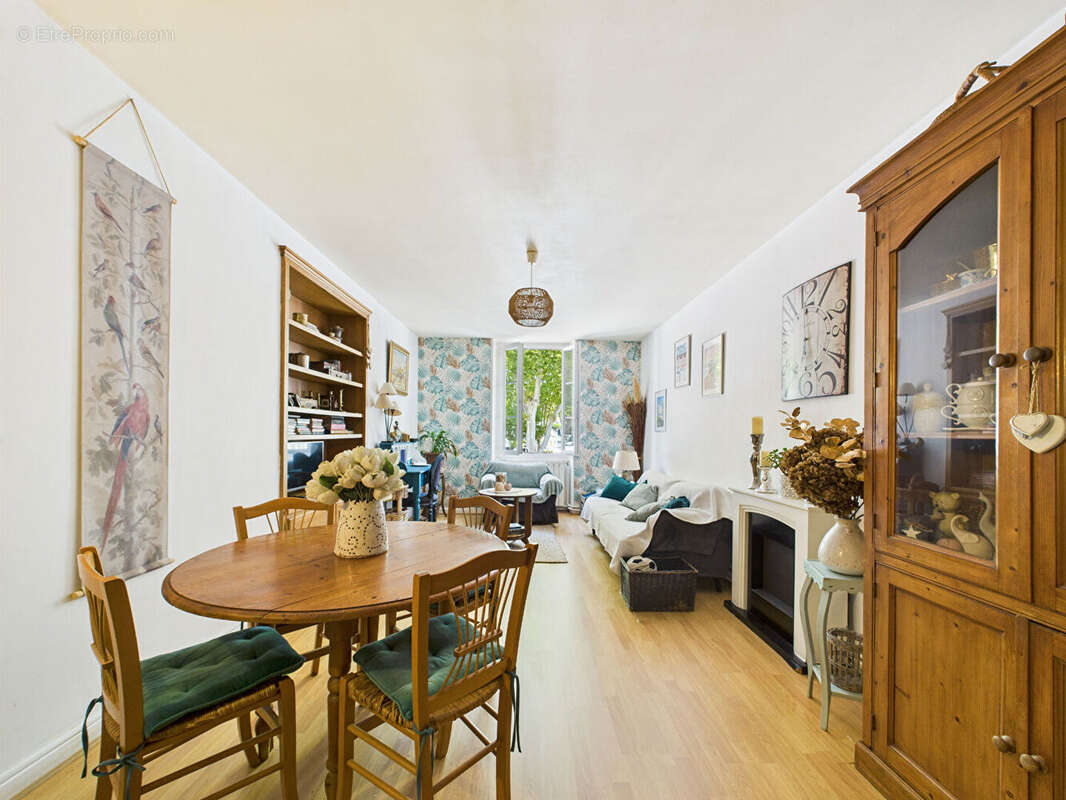 Appartement à TOURNON-SUR-RHONE