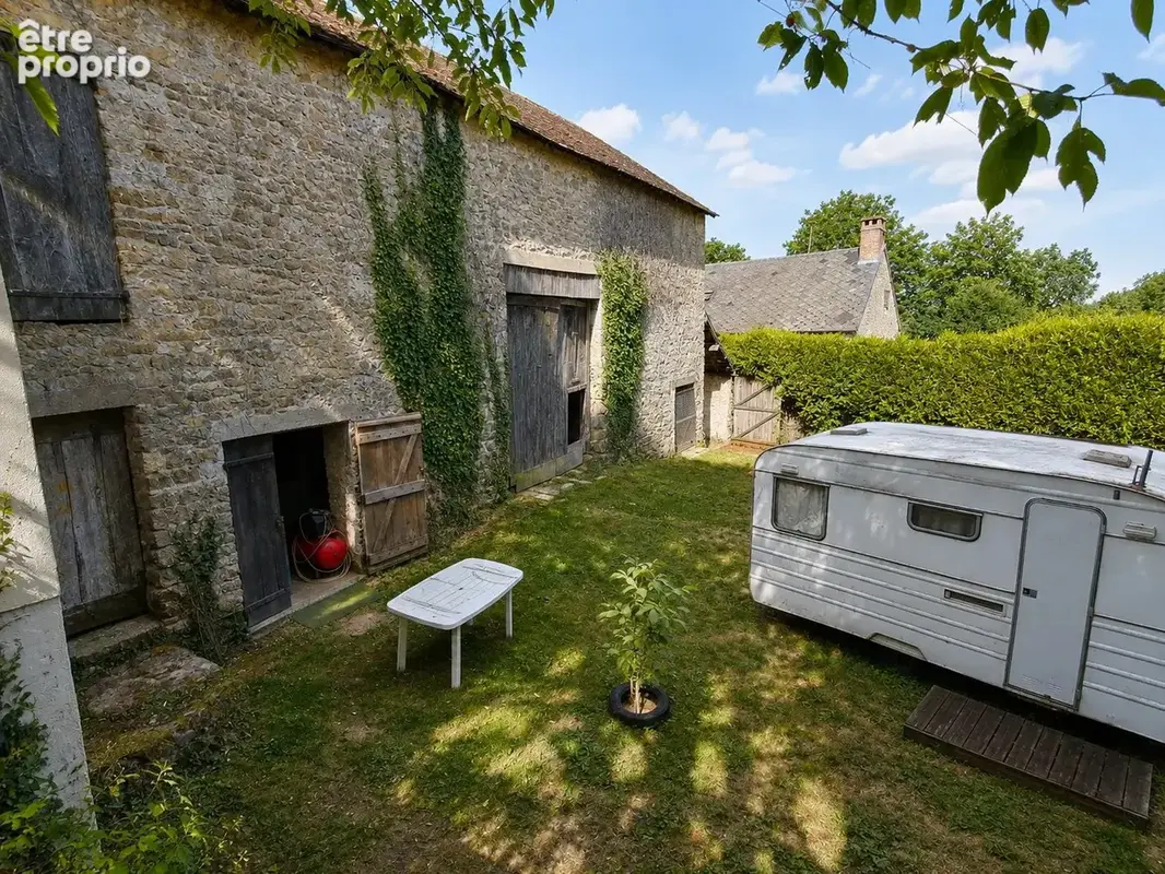 Maison 76 m² à Saint-Leger-Bridereix  - photo 9