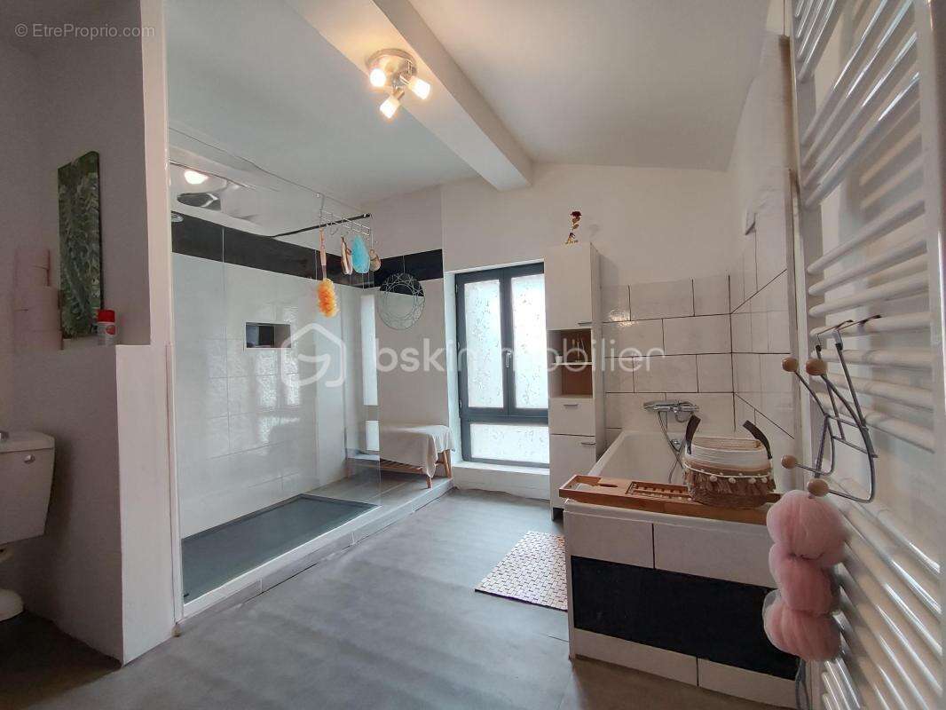 Maison de ville, quatre chambres, terrain - photo 13