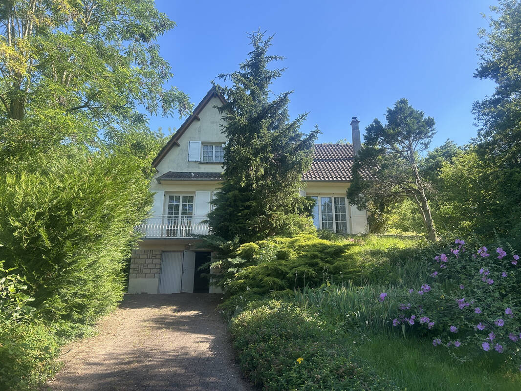 Maison à AULNAY-LA-RIVIERE