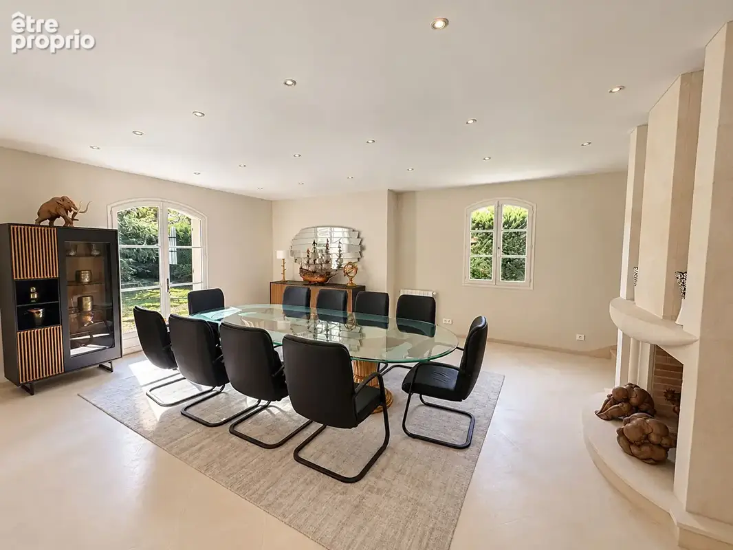 Propriété de charme - 6 pièces - 212,62 m² sur un terrain de 2 932 m² - photo 4