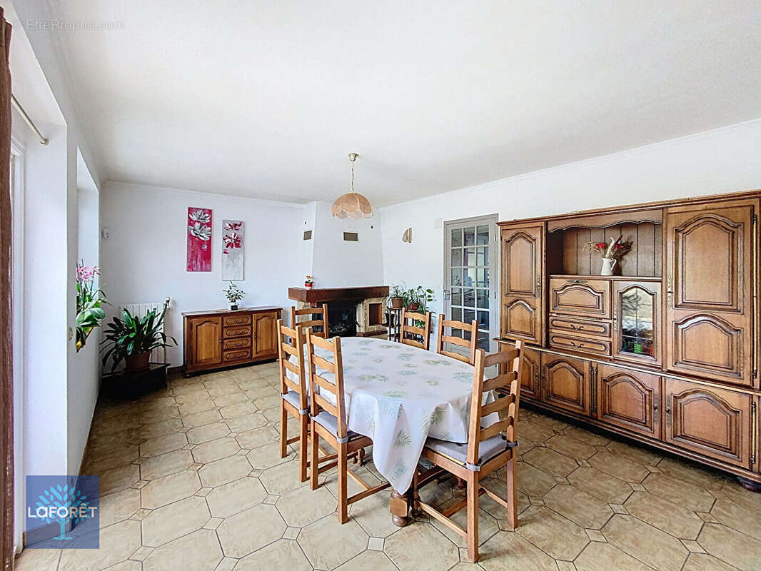 Maison à LEUVILLE-SUR-ORGE