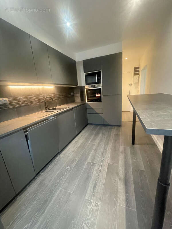 Appartement à SAINT-CYR-SUR-LOIRE