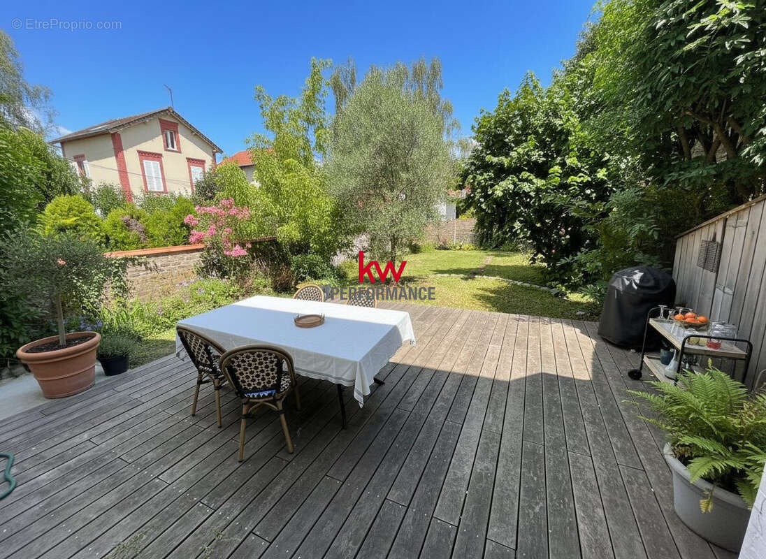 Maison 148 m² à Sarcelles  - photo 3