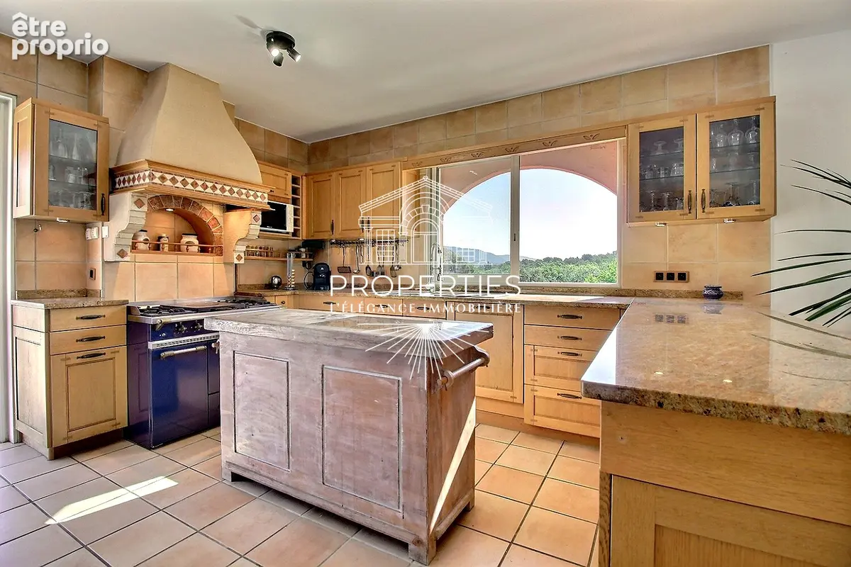 Bormes - pas de la griotte - propriete 319m² -  terrain 4000m² - piscine - poolhouse - photo 9