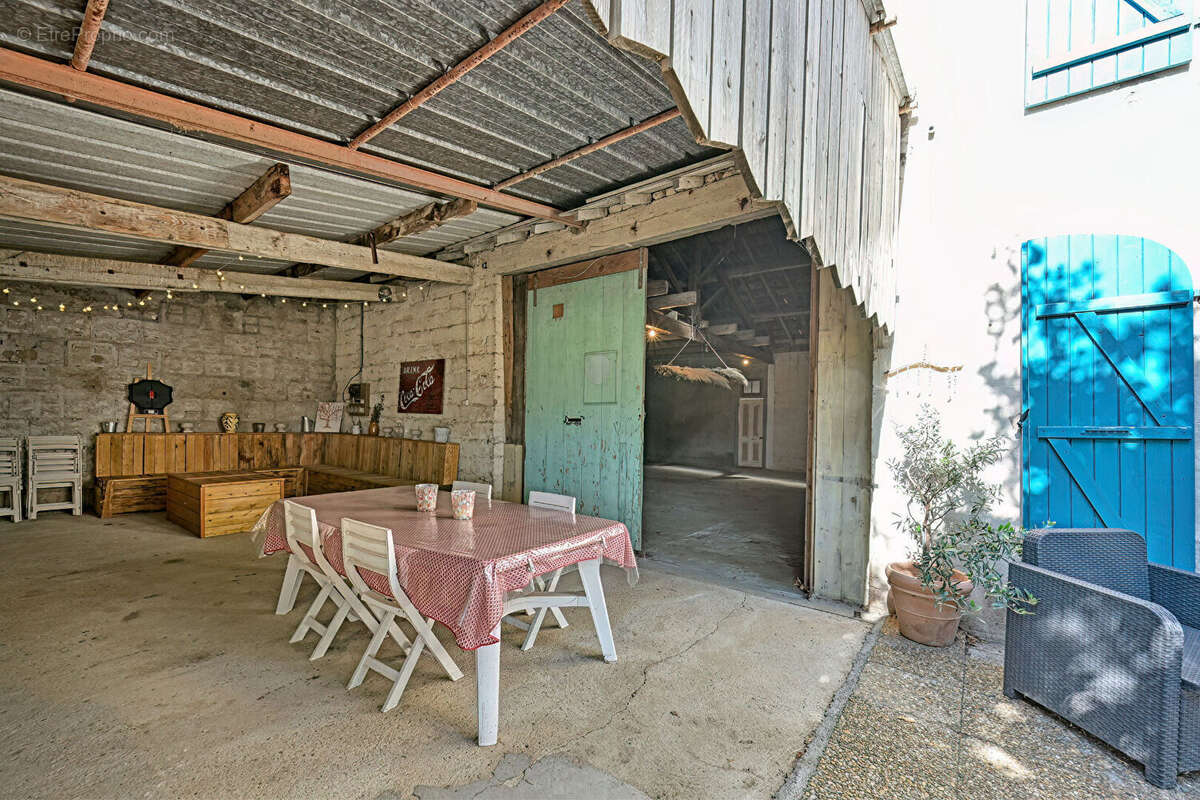 Maison à BERNIS
