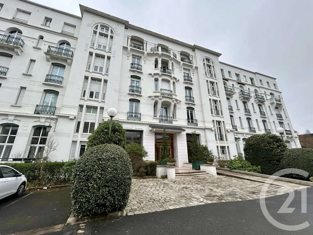 Appartement à AVON