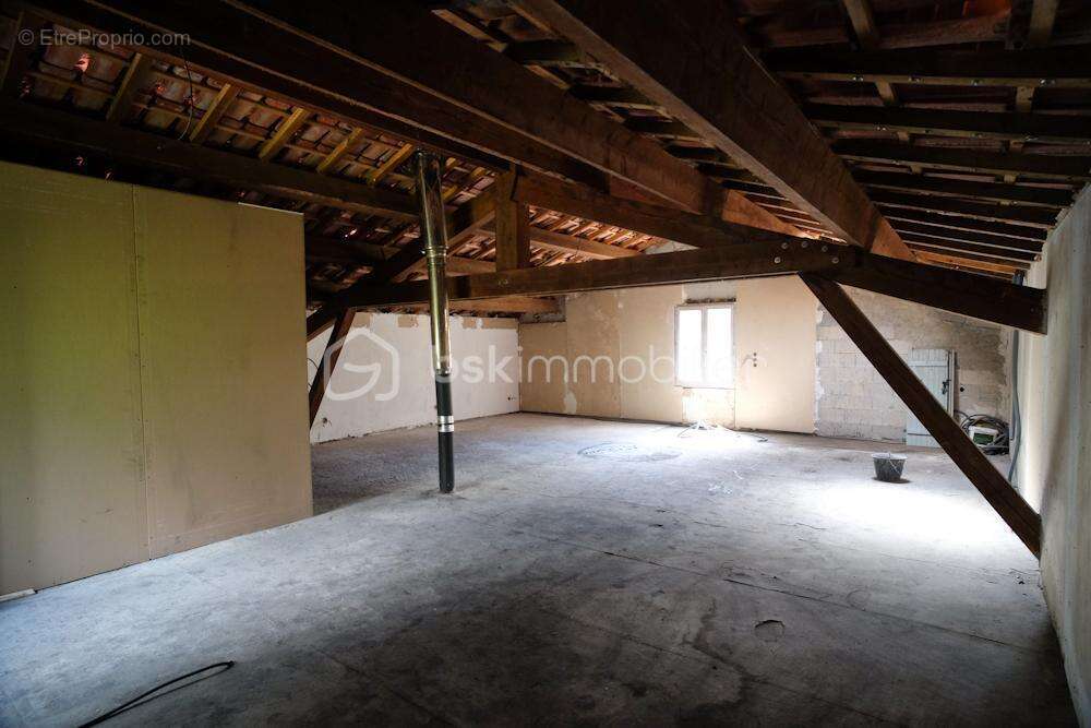 Maison à LE MAS