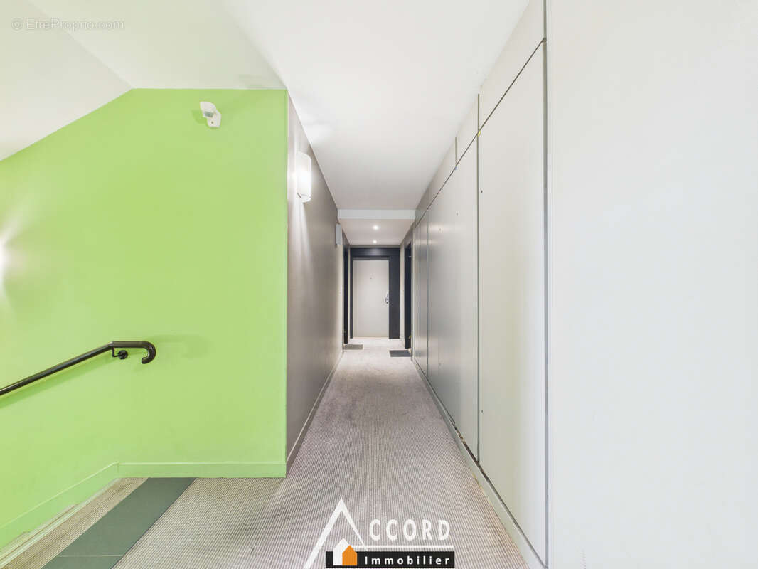 Appartement à SARTROUVILLE