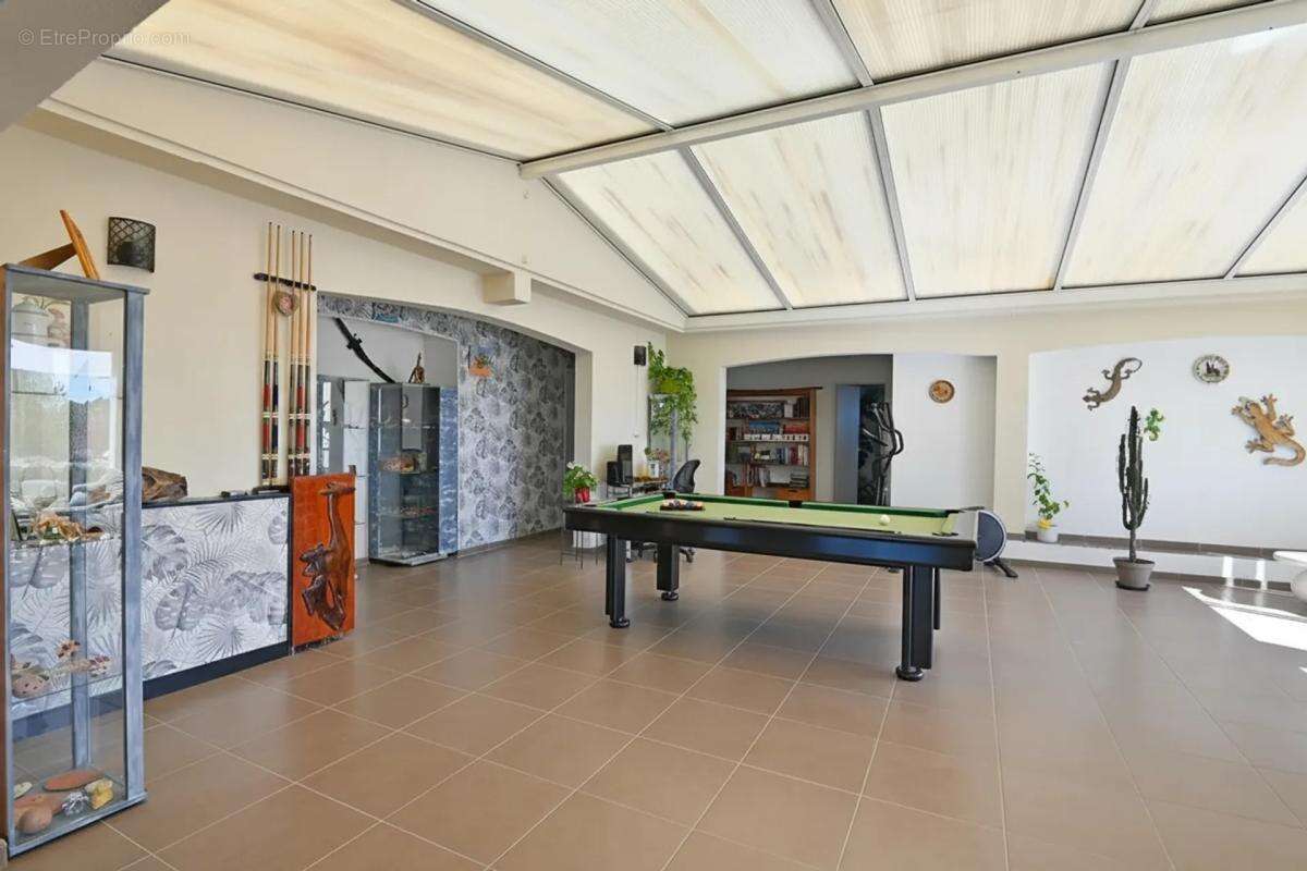 Villa spacieuse avec piscine à Bagard - photo 9