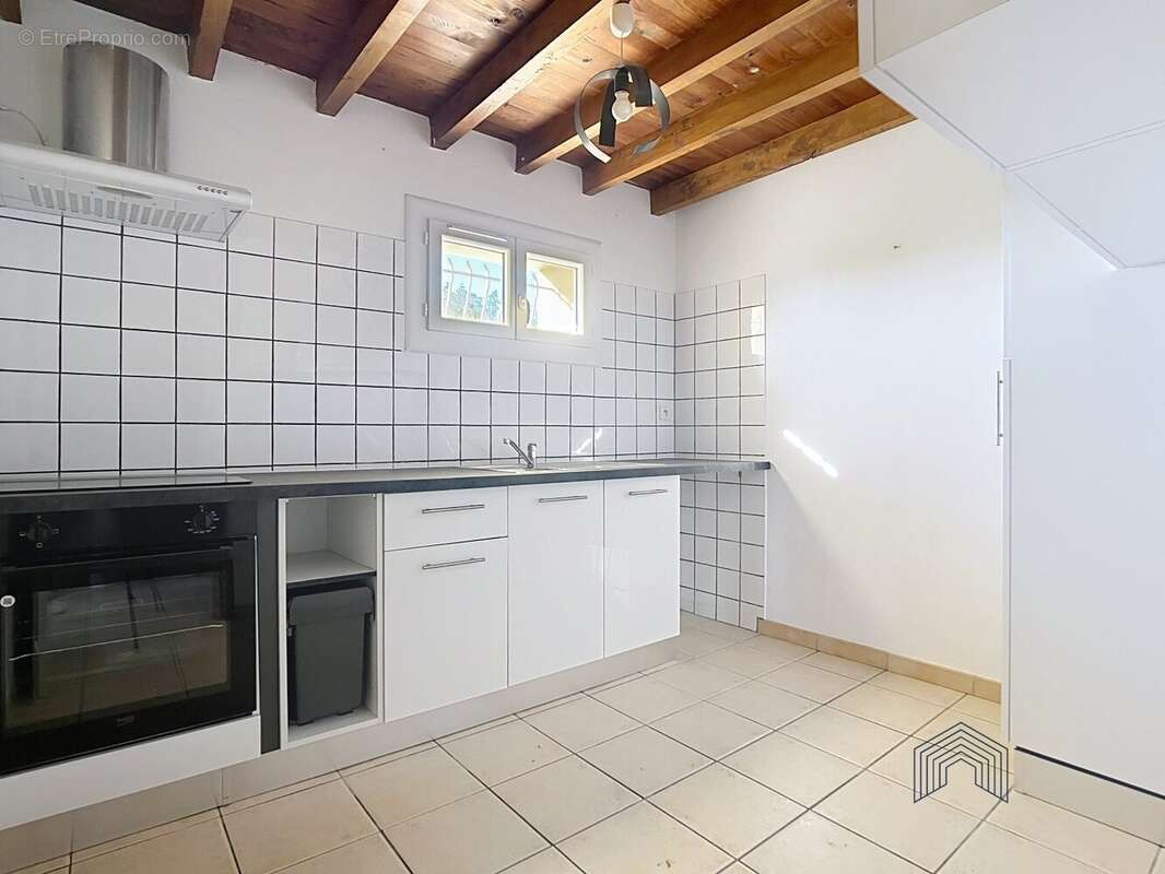 Maison à SAINT-SULPICE