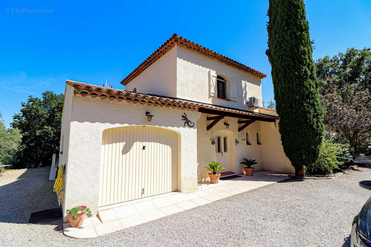 Maison à DRAGUIGNAN