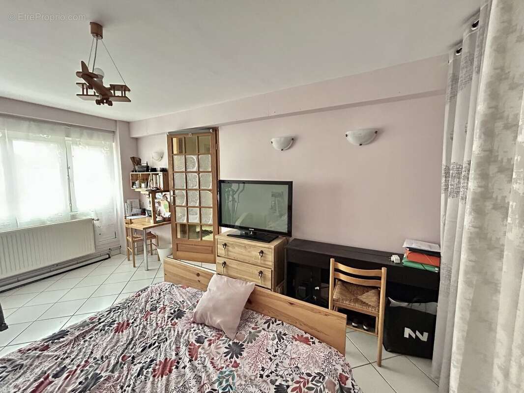 Jolie maison sur secteur prisé avec une chambre en rdc. - photo 14