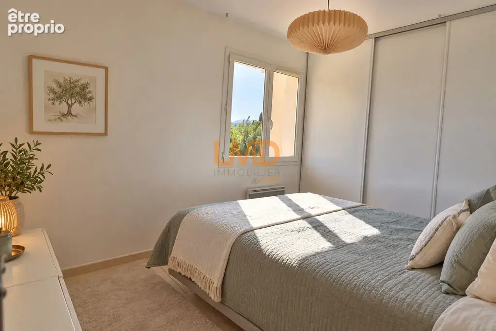 Saint Maximin proche centre: maison T4 103m2 - parking - jardin - photo 10