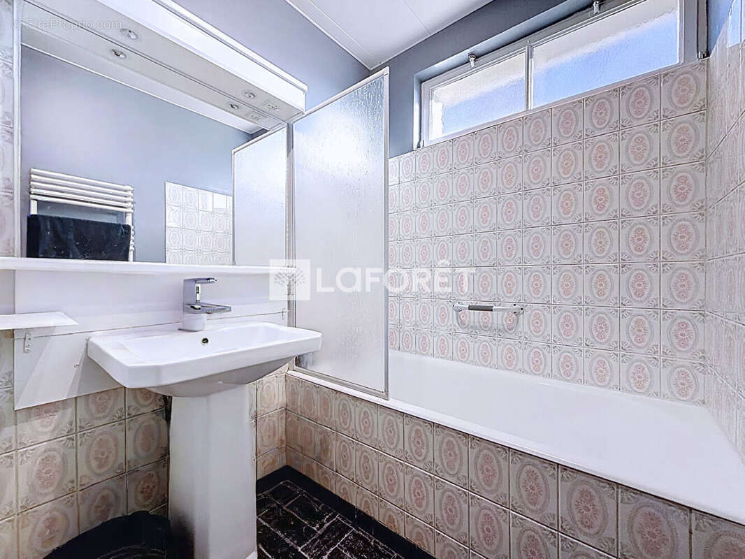 Maison à BARJOUVILLE