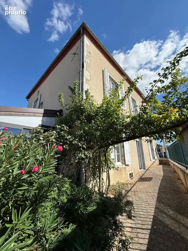 Photo Maison à Escurolles au prix de 275 600€