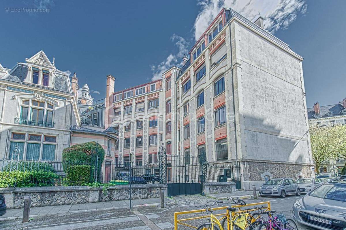 Appartement à GRENOBLE