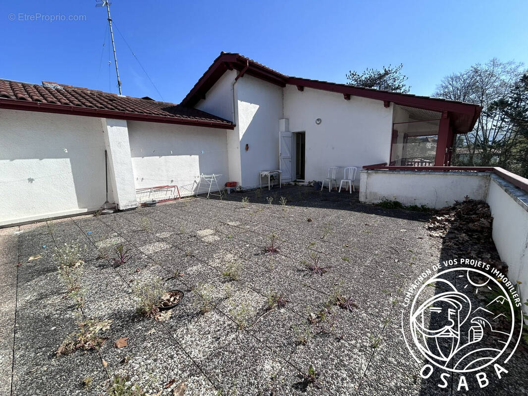 Appartement à CAMBO-LES-BAINS