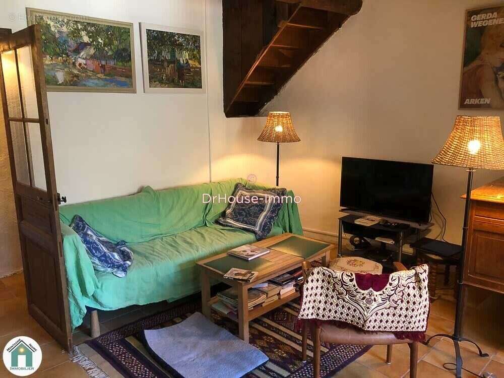 Maison à CUXAC-CABARDES