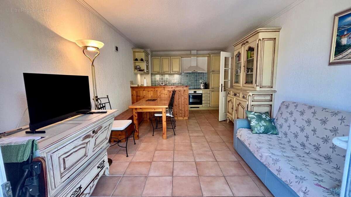 Photo 2 - Appartement à FREJUS