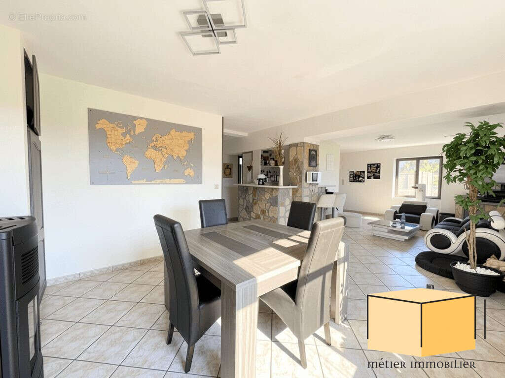 Maison 127 m² à La Chapelle-Du-Mont-Du-Chat  - photo 6