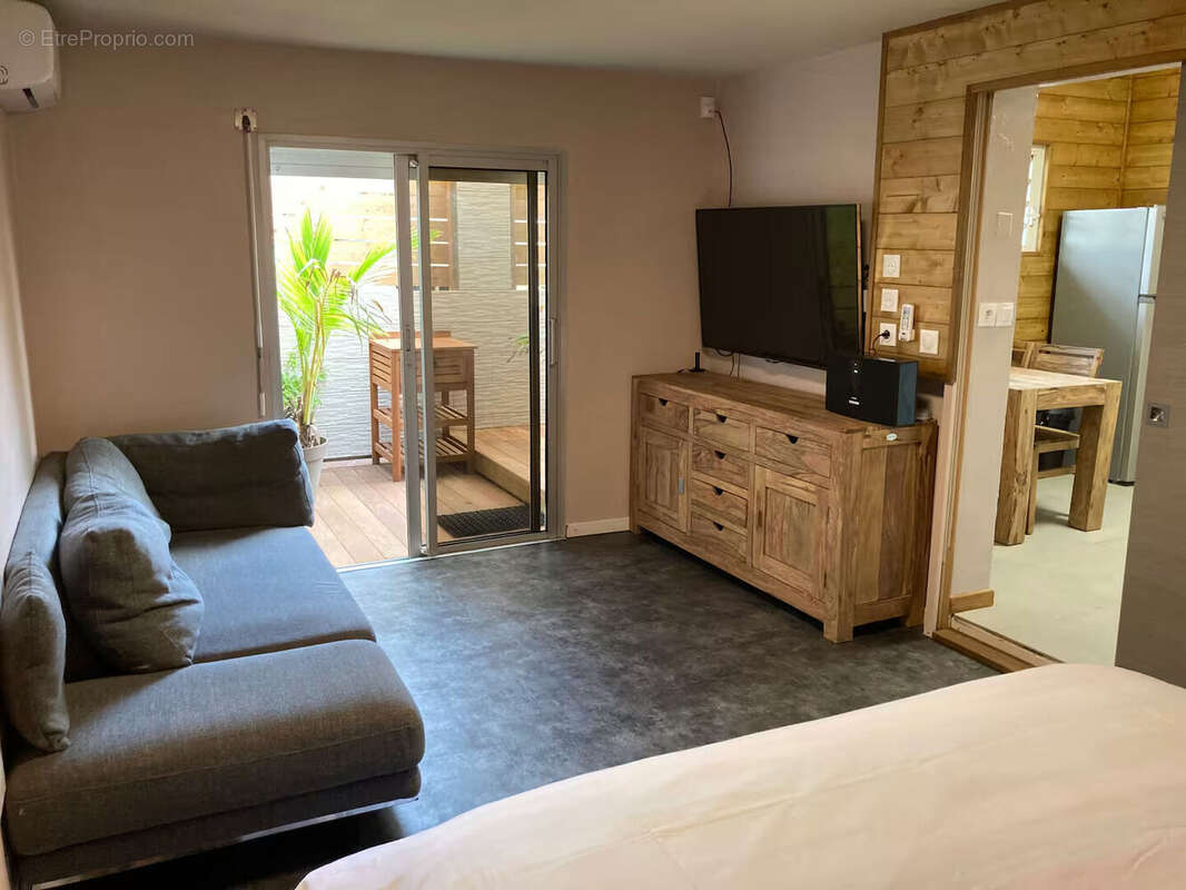 Maison à LES TROIS-BASSINS