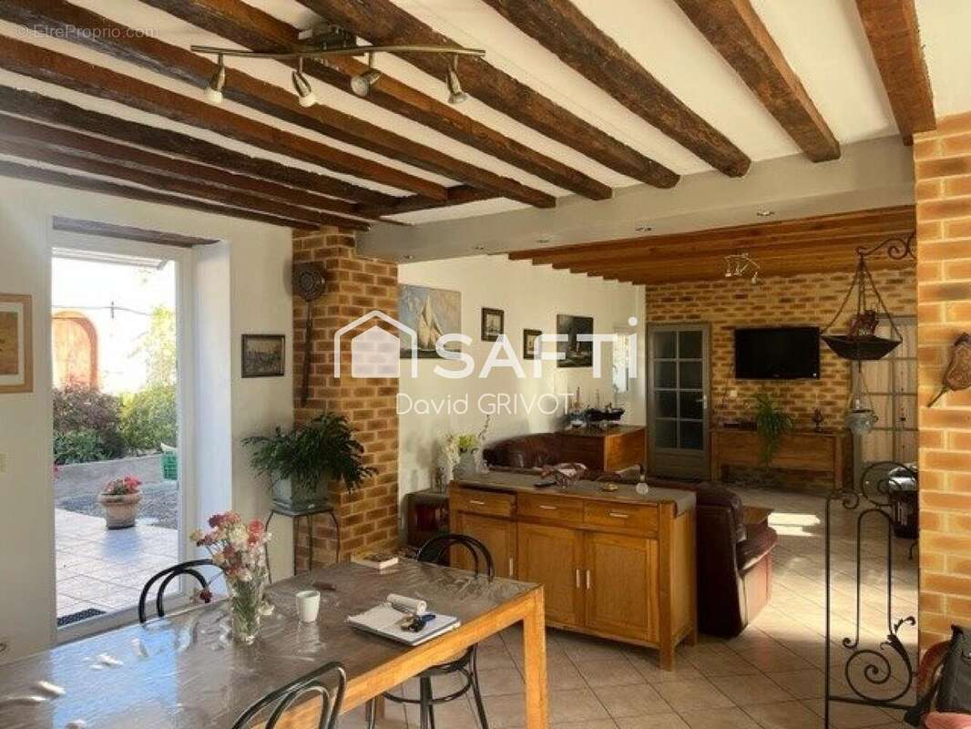 Photo 3 - Maison à PUISEUX-LE-HAUBERGER