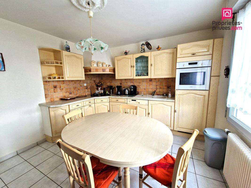 Maison à PLOUIGNEAU