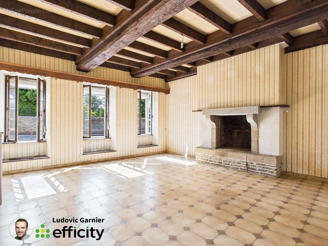 Maison 103 m² à Saint-Hilaire-Du-Harcouet  - photo 3