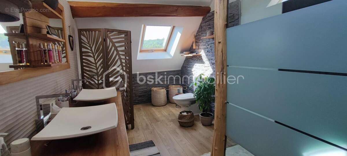 Maison à COULOMMIERS