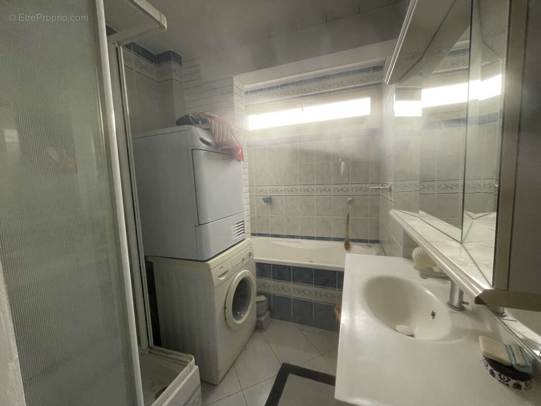 Appartement à ALLONNES