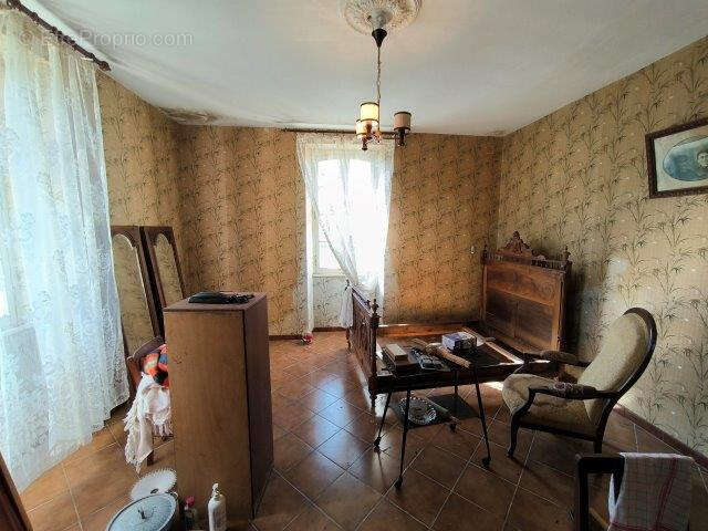 Maison à ESCORNEBOEUF