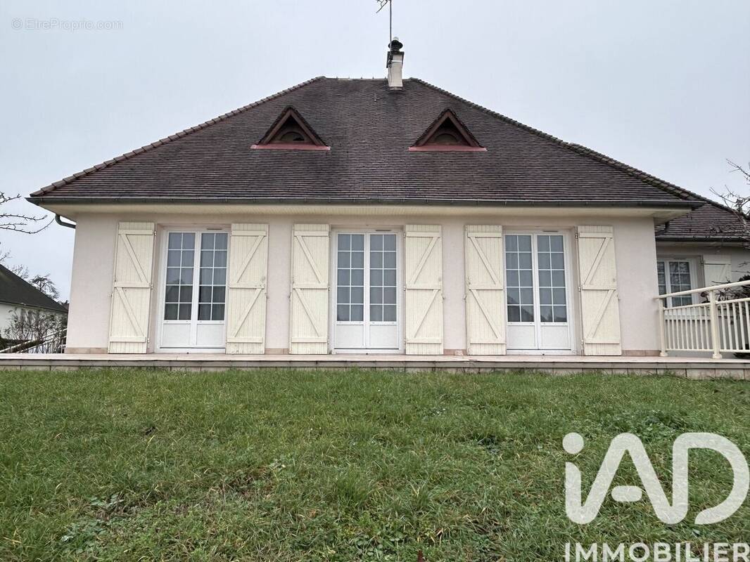 Photo 1 - Maison à LA CHAUSSEE-SAINT-VICTOR