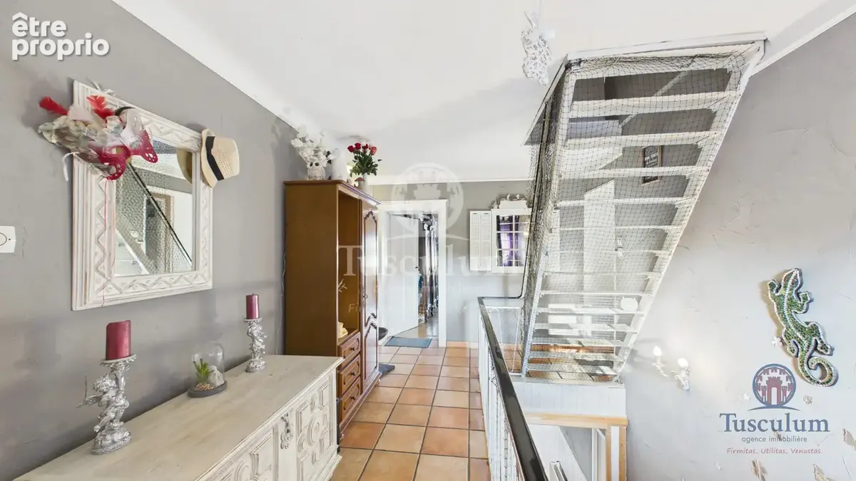 Maison de caractère avec dépendances — un ensemble aux multiples possibilités - photo 6